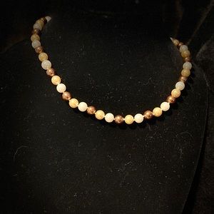 Pearl necklace cultured brown